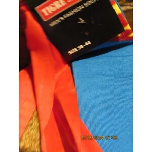 MEN'S SUPERMAN BLUE SOCKS WITH RED CAPE NEW HALLOWEEN COSTUME